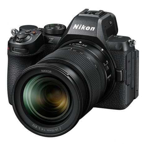 Nikon Z5 II + Z 24-70mm